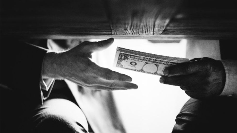 How can technology support against financial crimes in current context? - Anti Money Laundering